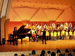 concert_0421_710001.jpg