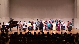 zou_cocert_2014-2-2_3rd_2650001.jpg